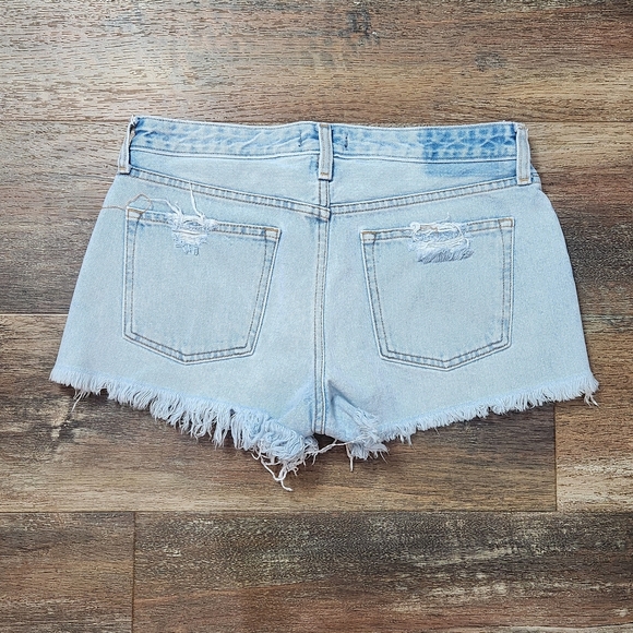 ABERCROMBIE & FITCH HARPER LOW RISE EMBROIDERED FLORAL DENIM CUT OFF SHORTS SZ 6 - Picture 5 of 5